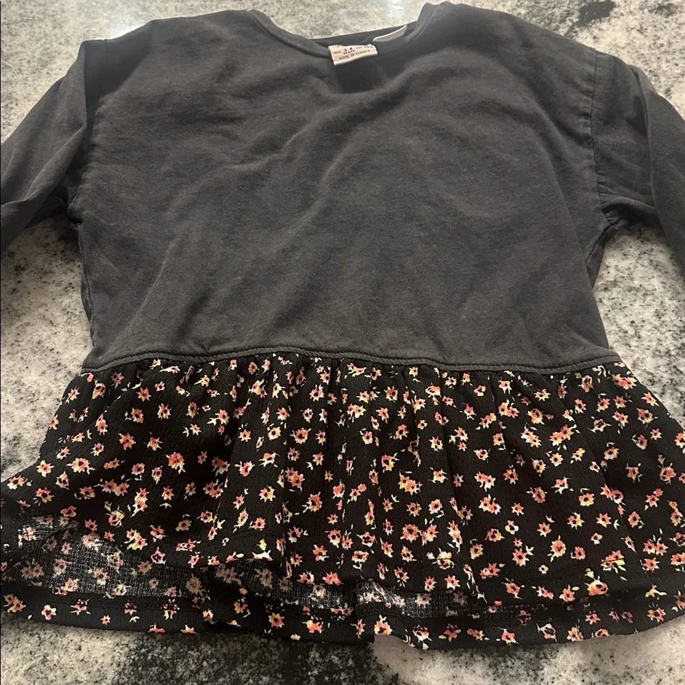 Zara washed‎ black long sleeve with floral peplum bottom detail size 3-4 toddler